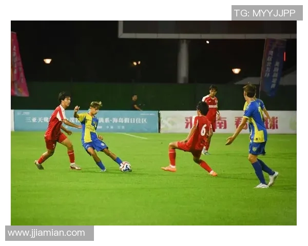 精彩足球视频集锦回顾经典瞬间助你重温赛场激情与荣耀 精彩足球视频集锦回顾经典瞬间助你重温赛场激情与荣耀